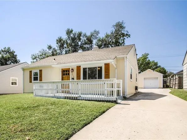 2314 Englewood Ct, Independence, MO 64052