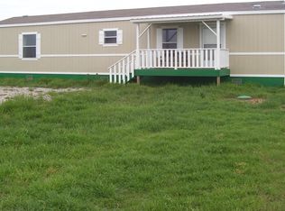 126 E Skeleton Rd, Waukomis, OK 73773