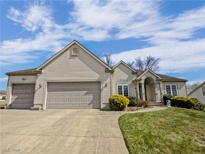 3091 Fen Way Ct, Uniontown, OH, 44685