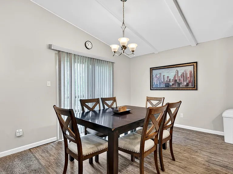 2335 Hempline Ct — Photo 17