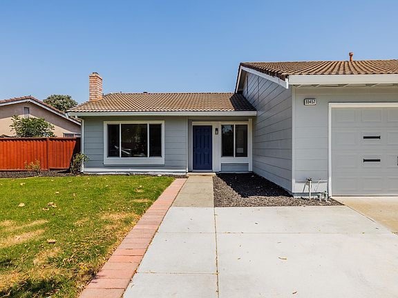 3rd image of 33457 Caliban Dr
