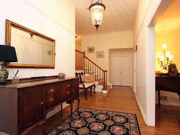 Center Hall Entrance