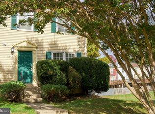 7341 Crestleigh Cir, Alexandria, VA 22315