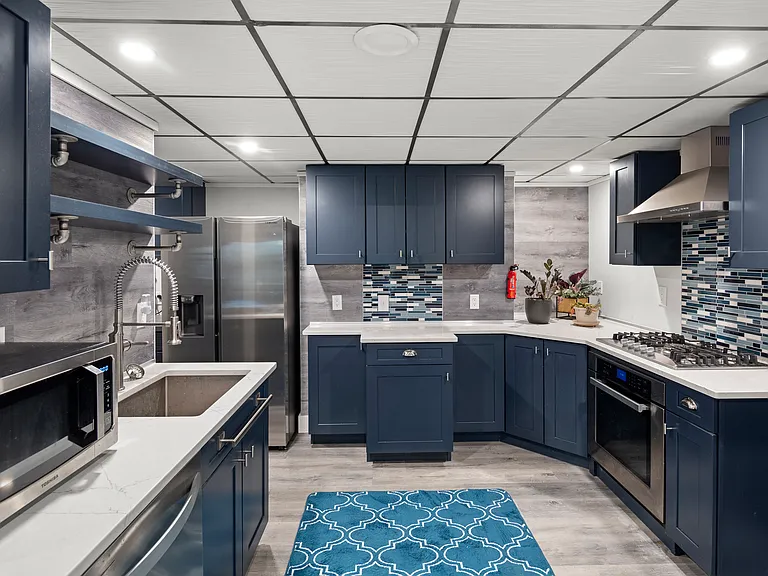34 Turnberry Dr #B — Photo 3