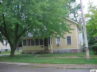124 Chestnut St, Adrian, MI 49221