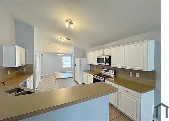 1913 Grand Fir Dr — Photo 6