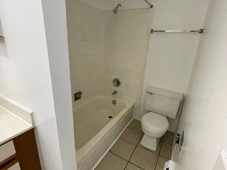 2200 Lewis Ave #203 — Photo 3