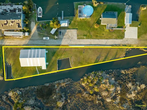 174 S Harbor Drive, Davis, NC 28524