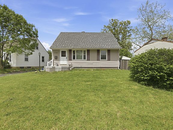 3rd image of 2304 Ashley Dr
