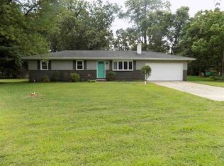 19166 Auten Rd, South Bend, IN 46637