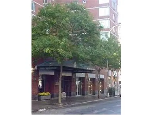 Rented by Douglas Elliman | media 28