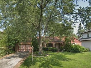 708 Edgemont Ln, Park Ridge, IL 60068