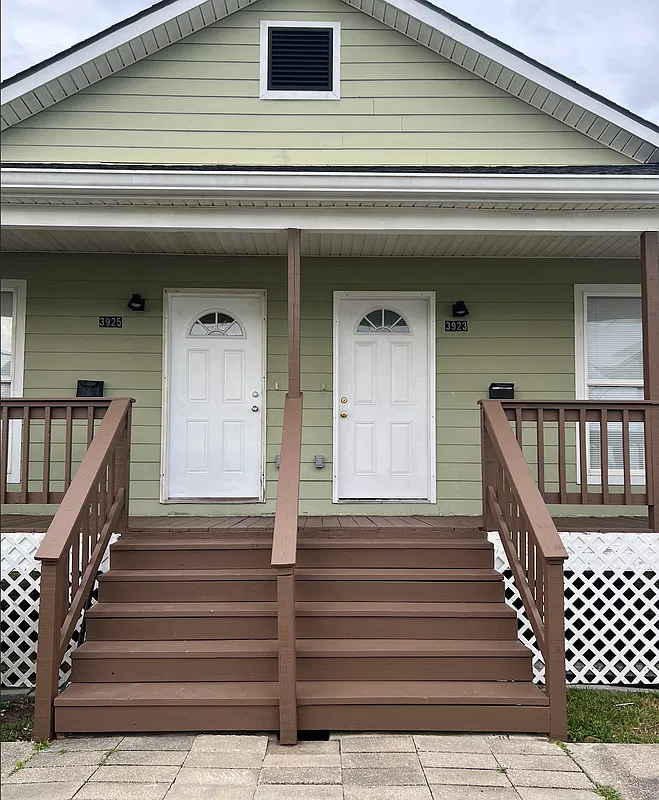 3 bed, 2.0 bath, 1342 sqft, $1,850 — Photo 2
