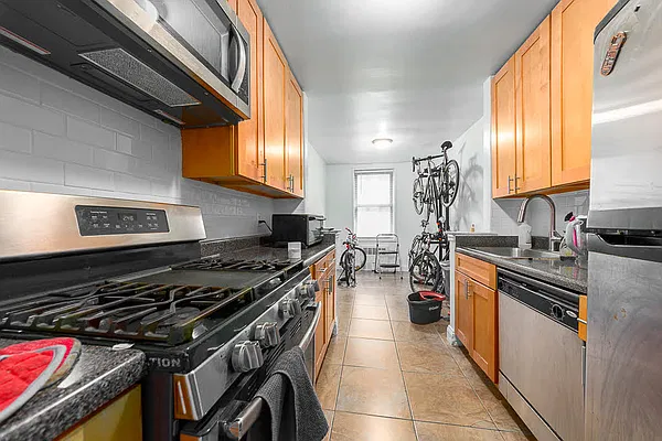 Rented by Bah Realty Group LLC | media 3
