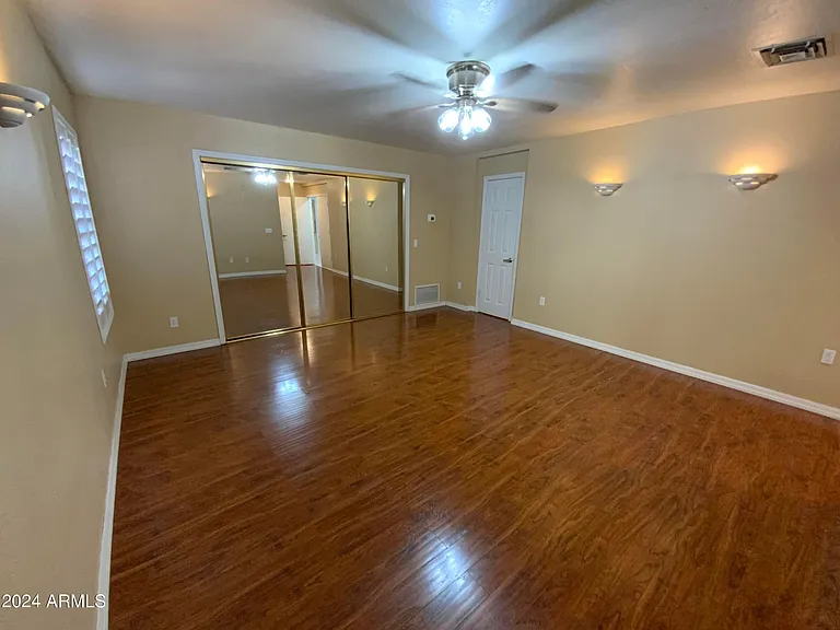 1513 E Mineral Rd — Photo 13