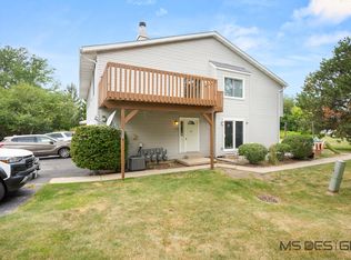 1833 Kerrybrook Ct #1, Sycamore, IL 60178
