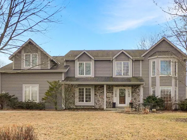 N52W16073 Bette DRIVE, Menomonee Falls, WI 53051