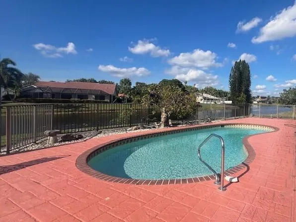 8725 Banyan Court, Tamarac, FL 33321