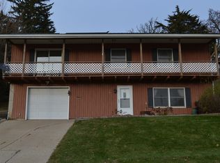 404 E Knox St, Morrison, IL 61270