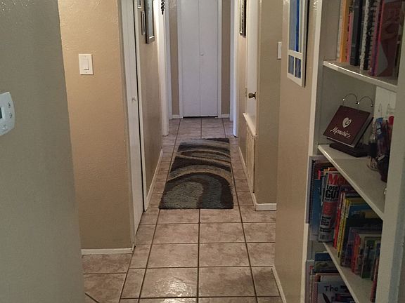 3rd image of 5580 Squires Dr