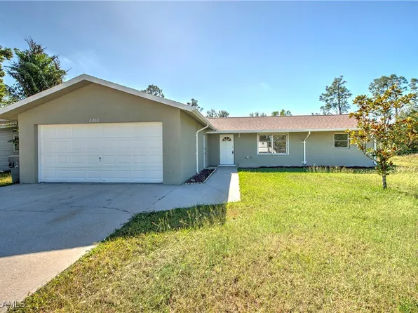 2202 Wyandotte Ave, Alva, FL 33920