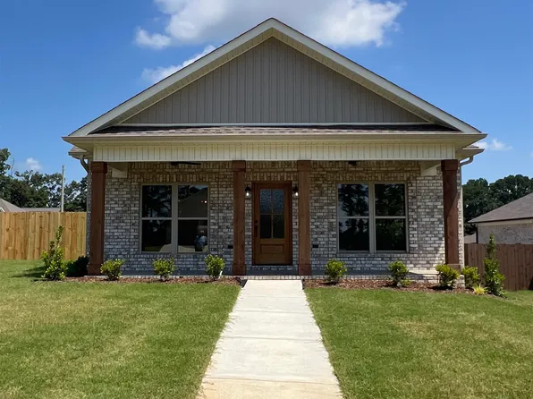 142 Silver Leaf Ln, Florence, AL 35633