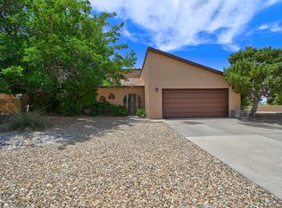 1729 Monte Largo Dr NE, Albuquerque, NM 87112