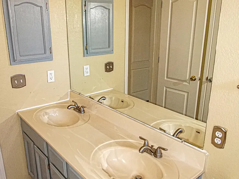 12107 Valley Quail Dr — Photo 12
