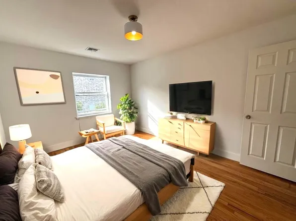 442 Sapphire Street image 4 of 4