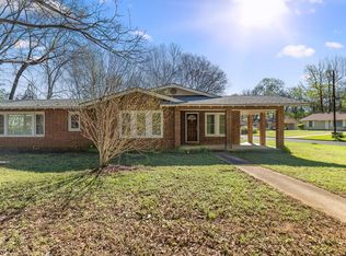 1405 Hillview Dr, Nacogdoches, TX 75964
