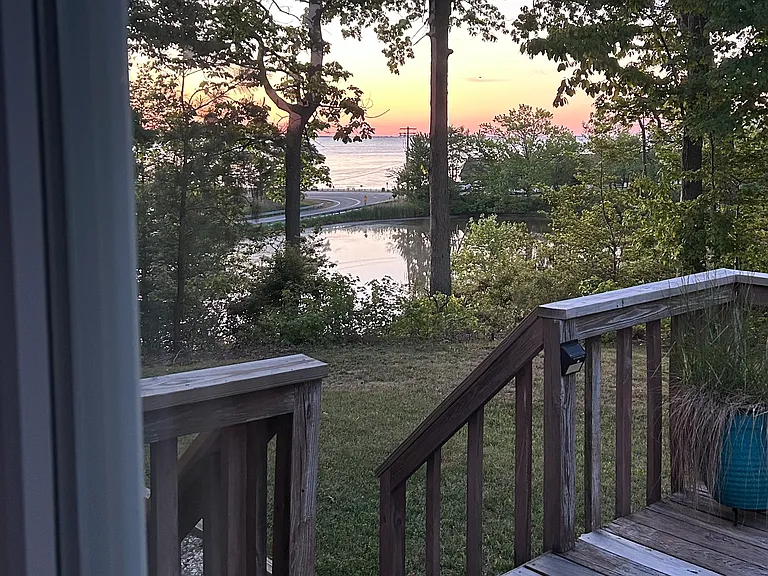 525 Clubhouse Dr — Photo 28