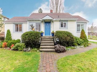 8136 16th Ave SW, Seattle, WA 98106