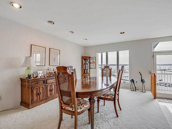 5th image of 23 Sands Ct #B-12