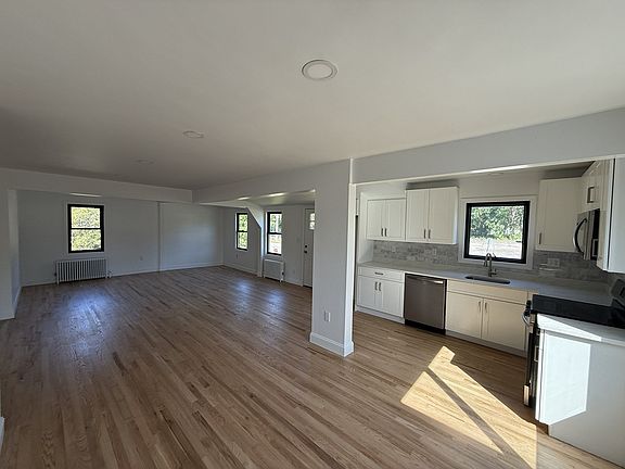 2nd image of 10 Newton Ave