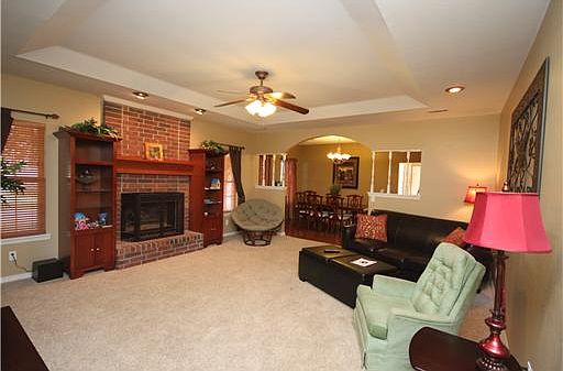 3rd image of 3108 Peach Blossom Ln