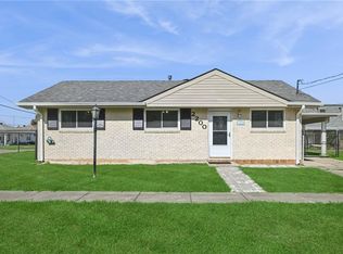 2200 Volpe Dr, Chalmette, LA 70043