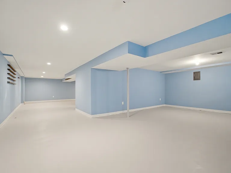 4520 Ohio St — Photo 19