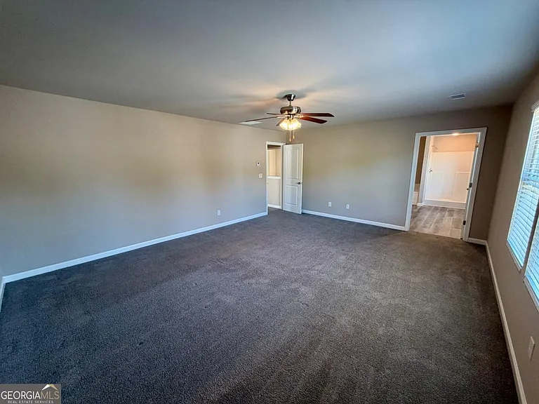 126 W Lexington Ave — Photo 12