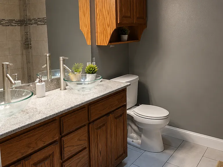 5532 E Rosedale St — Photo 5