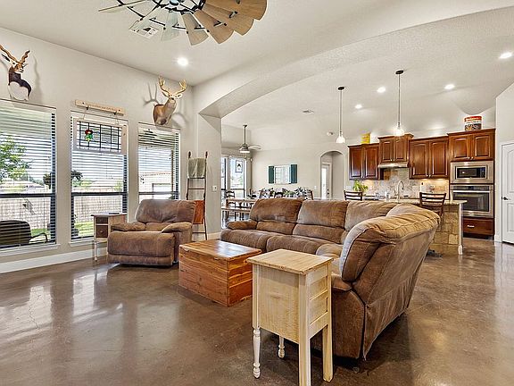 5th image of 2298 Sungate Dr