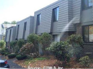 44 Trolley Crossing Ln, Middletown, CT 06457