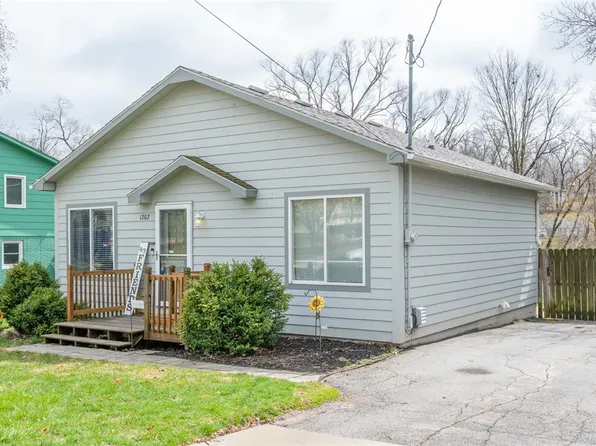 1202 Hackley Ave, Des Moines, IA 50315