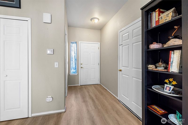 4th image of 323 N LaVenture Road #D