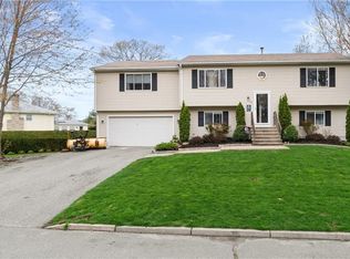 73 Mohawk Trl, Cranston, RI 02921