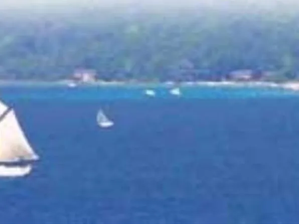 843 Wind Drift Dr, Traverse City, MI 49684