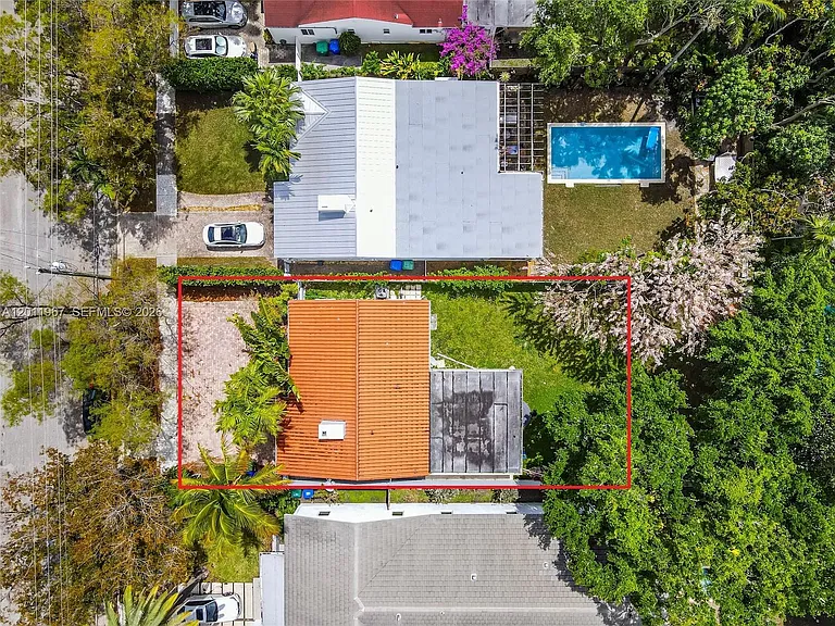 260 SW 29th Rd — Photo 1