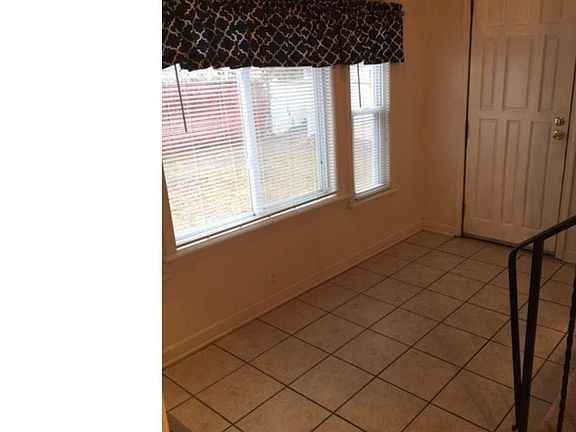 4th image of 326 Edgewood Ave