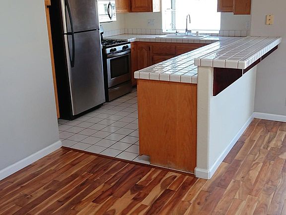 3rd image of 4780 35th St APT 4