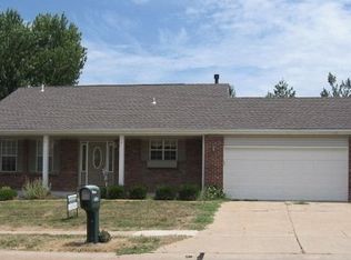 2512 Westglen Farms Dr, Ballwin, MO