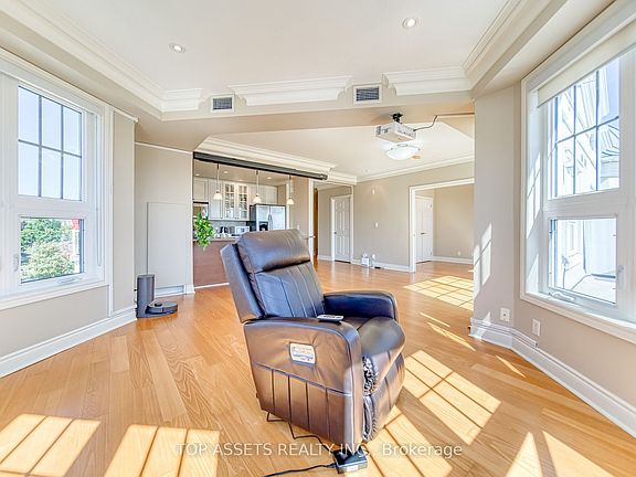 5th image of 148 3rd St #33